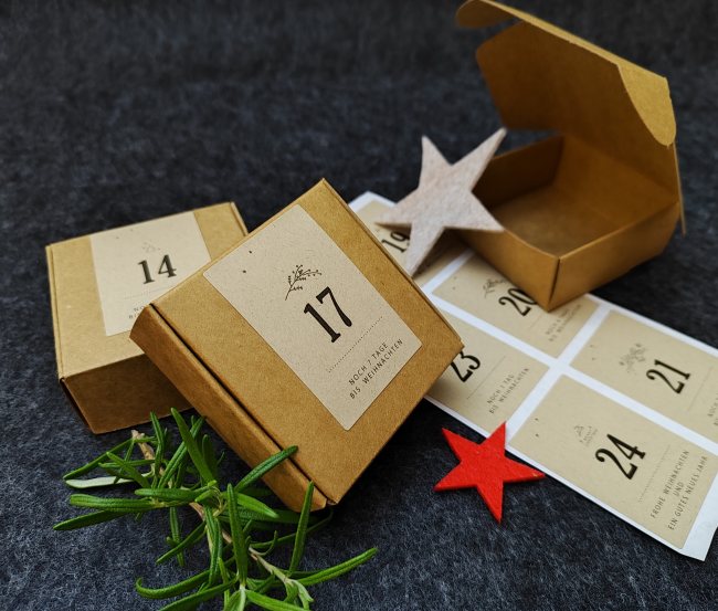 24 Adventskalender Boxen + Kraftpapier Zahlen Sticker /Mini Schachteln zum Selbstbefüllen / DIY Geschenkboxen: edel Geprägt oder Glatt