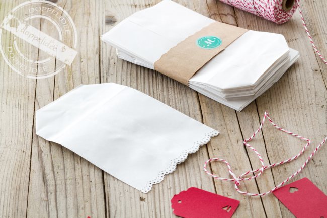 10 Geschenktüten mit Spitze / Papiertüten - weiß